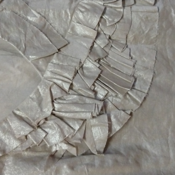 J Crew Ruffle Top - Picture 4 of 8